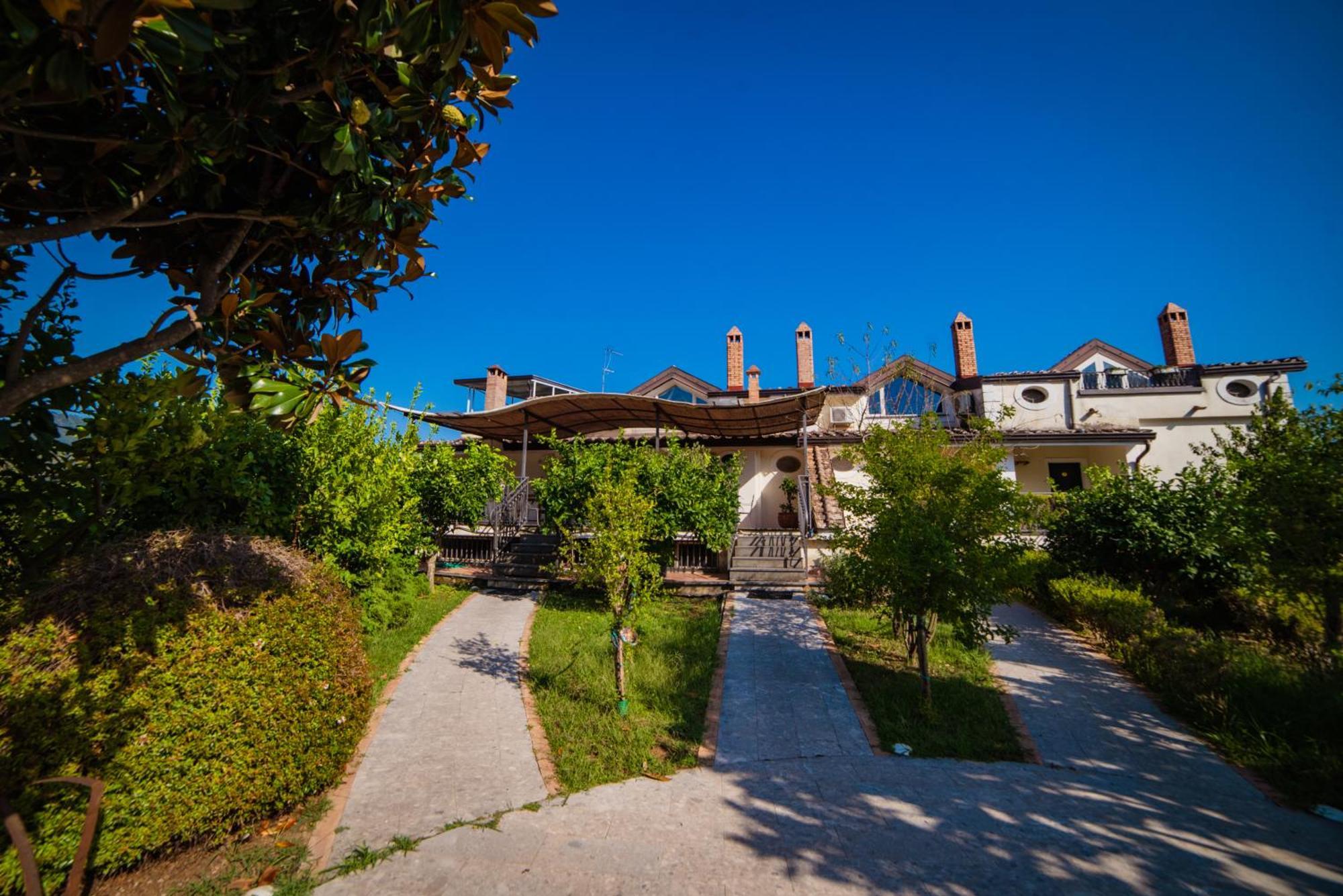 Hotel Villa Rizzo Resort And Spa San Cipriano Picentino Luaran gambar